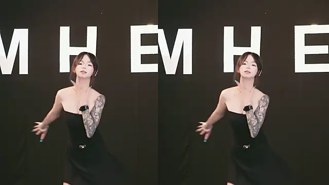 MHe-002 online show from April 2026 10:07:02 AM