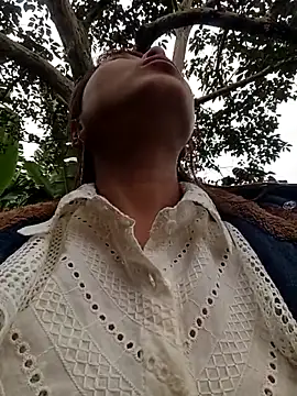 Missa-kute20 online show from November 2025 01:38:02 AM