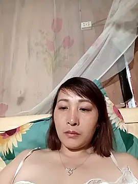 Missa-kute20 online show from March 2026 02:45:03 PM