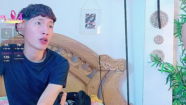 Snapshot of Bay_freedo chatting on June 2026 08:44:02 PM Bay freedo online show from June 2026 08:44:02 PM