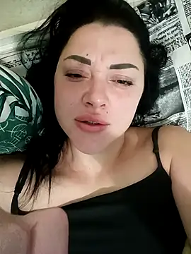 Snapshot of Hilly_Bernie chatting on November 2025 06:46:01 AM Hilly Bernie online show from November 2025 06:46:01 AM