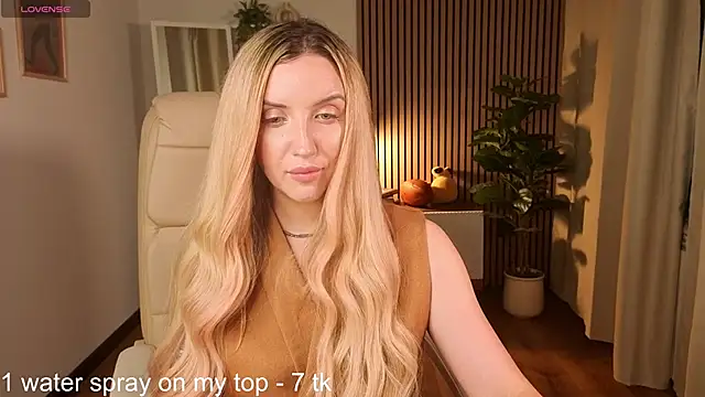 Snapshot of _Mi1a_ chatting on June 2026 08:50:01 AM Mi1a online show from June 2026 08:50:01 AM