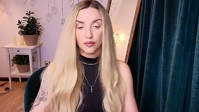 Snapshot of _Mi1a_ chatting on July 2026 08:29:01 AM Mi1a online show from July 2026 08:29:01 AM