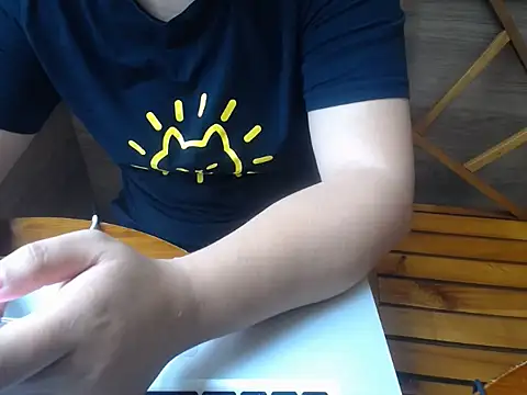 Snapshot of Yoo_Me chatting on November 2025 06:46:01 AM Yoo Me online show from November 2025 06:46:01 AM