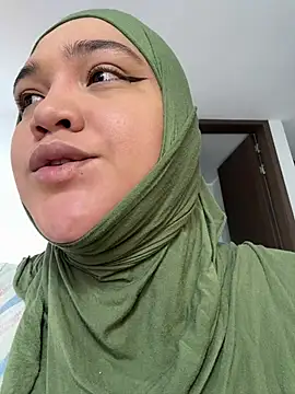 sweetmuslim01 online show from February 2026 04:38:02 PM