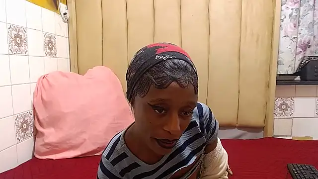 Nikistickyxx25 online show from June 2026 10:37:01 PM