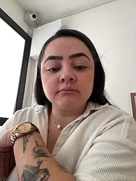 cleo wale  online show from November 2025 06:53:01 PM