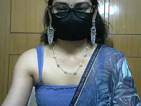 Fairy Pie online show from April 2026 07:39:02 PM