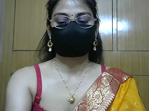 Fairy Pie online show from May 2026 07:33:01 PM