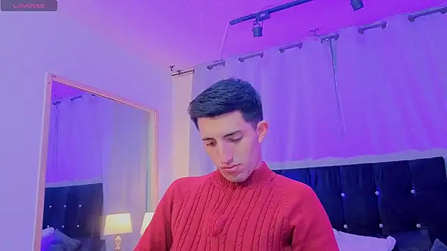 Un Sluttyy online show from January 2026 11:37:02 AM