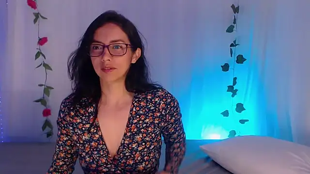Snapshot of Belladonna_lips chatting on June 2026 03:39:02 AM Belladonna lips online show from June 2026 03:39:02 AM