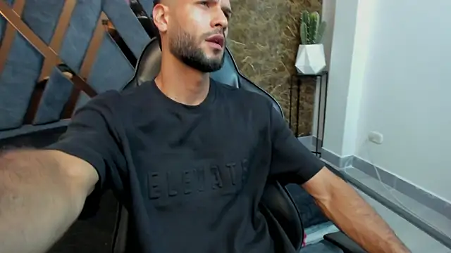 Jacob Benelli online show from February 2026 11:32:01 PM