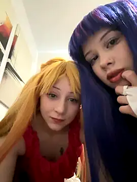 Kisamilf online show from November 2025 07:50:01 AM