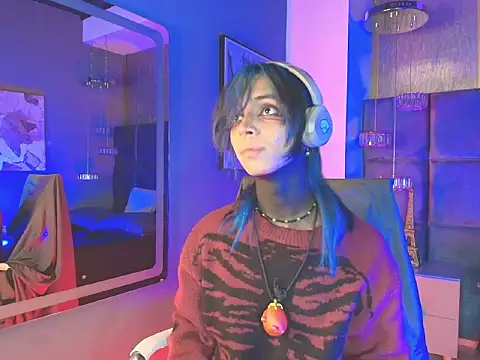 luxiel  online show from April 2026 08:31:02 PM