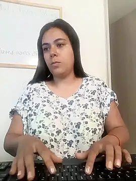 Snapshot of LorieFerrer chatting on February 2025 05:18:02 PM LorieFerrer online show from February 2025 05:18:02 PM