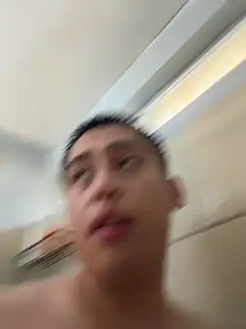 juiceloof online show from November 2025 09:32:01 PM