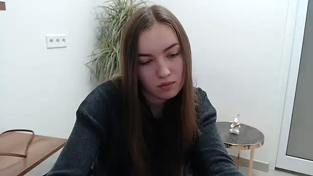 Adel attractive online show from November 2025 02:27:01 PM