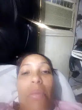 Snapshot of Yessica_wilson chatting on November 2025 03:32:02 PM Yessica wilson online show from November 2025 03:32:02 PM