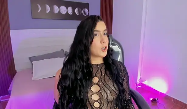 Amy Leah online show from April 2026 06:20:01 PM