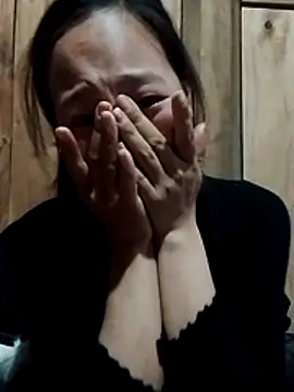 Yumiik2kk online show from December 2025 11:50:01 AM