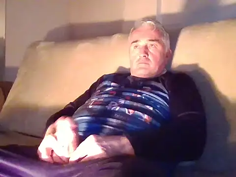 Cumlover5534 online show from December 2024 02:44:01 PM