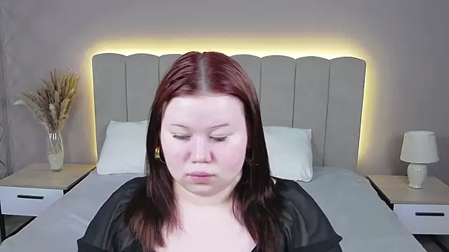 EvaNova  online show from April 2026 11:19:01 AM