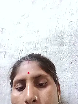 Snapshot of Maya_mohni chatting on June 2026 07:00:01 AM Maya mohni online show from June 2026 07:00:01 AM