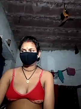 Snapshot of LOVE_FI95 chatting on November 2025 03:23:01 PM LOVE FI95 online show from November 2025 03:23:01 PM