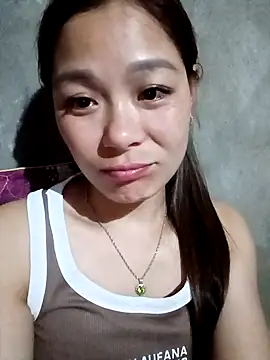 Lyla john online show from February 2026 01:09:02 PM