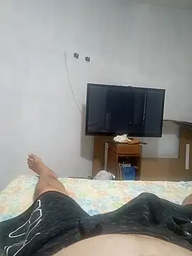 Snapshot of Lupercinio chatting on November 2025 01:07:02 PM Lupercinio online show from November 2025 01:07:02 PM