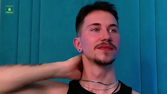 Snapshot of IskellaEvans chatting on November 2025 01:28:01 AM IskellaEvans online show from November 2025 01:28:01 AM