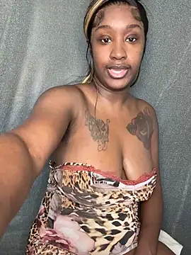 ToyaThick online show from December 2025 05:55:02 PM