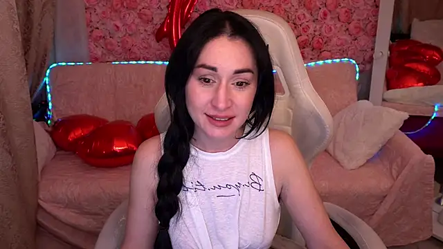 CarolinaaFoxyyy online show from February 2026 07:47:02 PM
