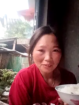 blonde blg online show from December 2025 10:33:01 AM