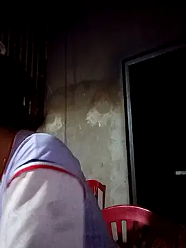 blonde blg online show from April 2026 12:01:01 PM