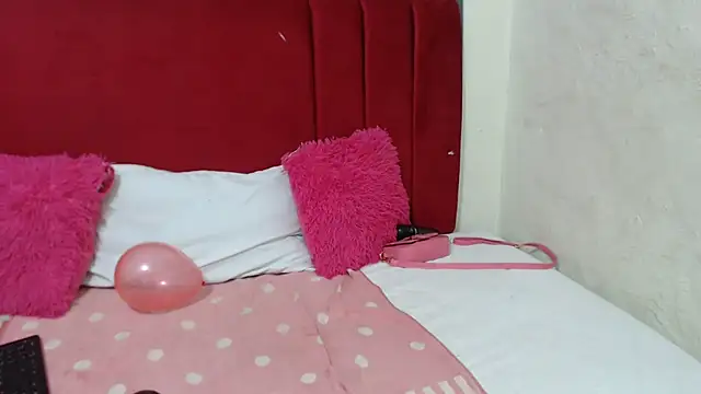 HipsDontLieX95 online show from February 2026 09:55:01 PM