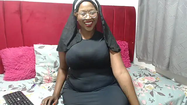 HipsDontLieX95 online show from May 2026 08:38:02 PM