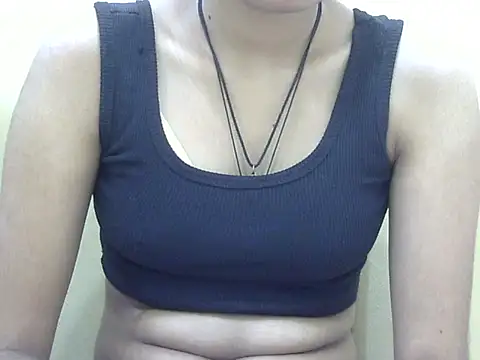 SEXY PRIYA83 online show from February 2026 11:42:02 AM