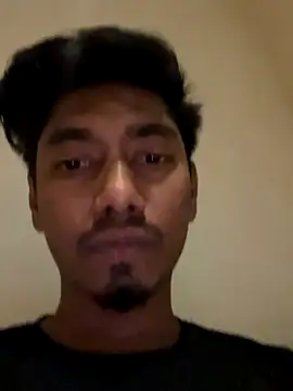 Snapshot of RonnySlim chatting on November 2025 10:52:02 PM RonnySlim online show from November 2025 10:52:02 PM