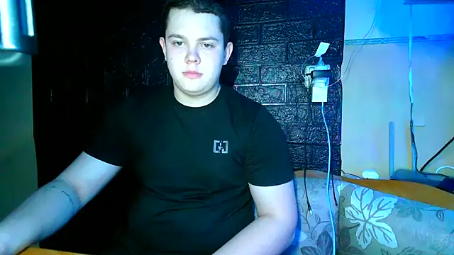 CuteButNaughty  online show from January 2026 09:29:01 PM