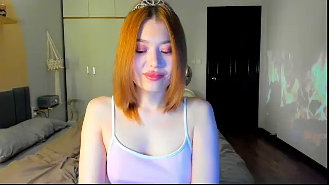 HopeLovely online show from December 2025 12:37:02 AM