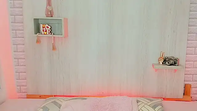 KATY LOWERY online show from March 2026 12:38:02 AM