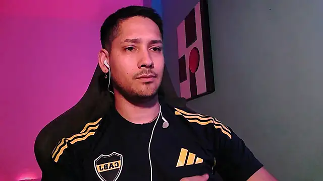 Abruptoinusual online show from November 2025 10:43:01 PM