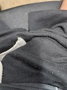 Calavera2001 online show from November 2025 05:17:01 AM