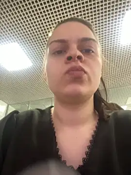 Snapshot of Dona_Mafia chatting on April 2026 02:09:01 AM Dona Mafia online show from April 2026 02:09:01 AM