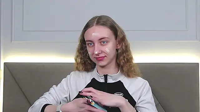 RachaelCute online show from December 2025 04:29:02 AM