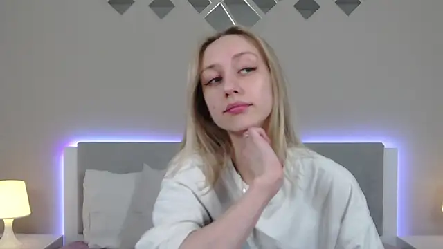 RachaelCute online show from April 2026 12:23:01 PM