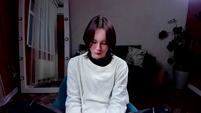 Annie Way online show from November 2025 01:00:02 PM