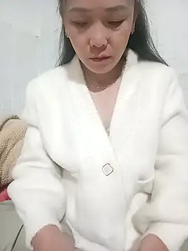 Feeling-hot online show from December 2025 09:00:01 PM