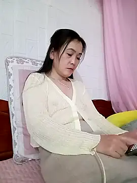 Feeling-hot online show from February 2026 07:12:02 PM